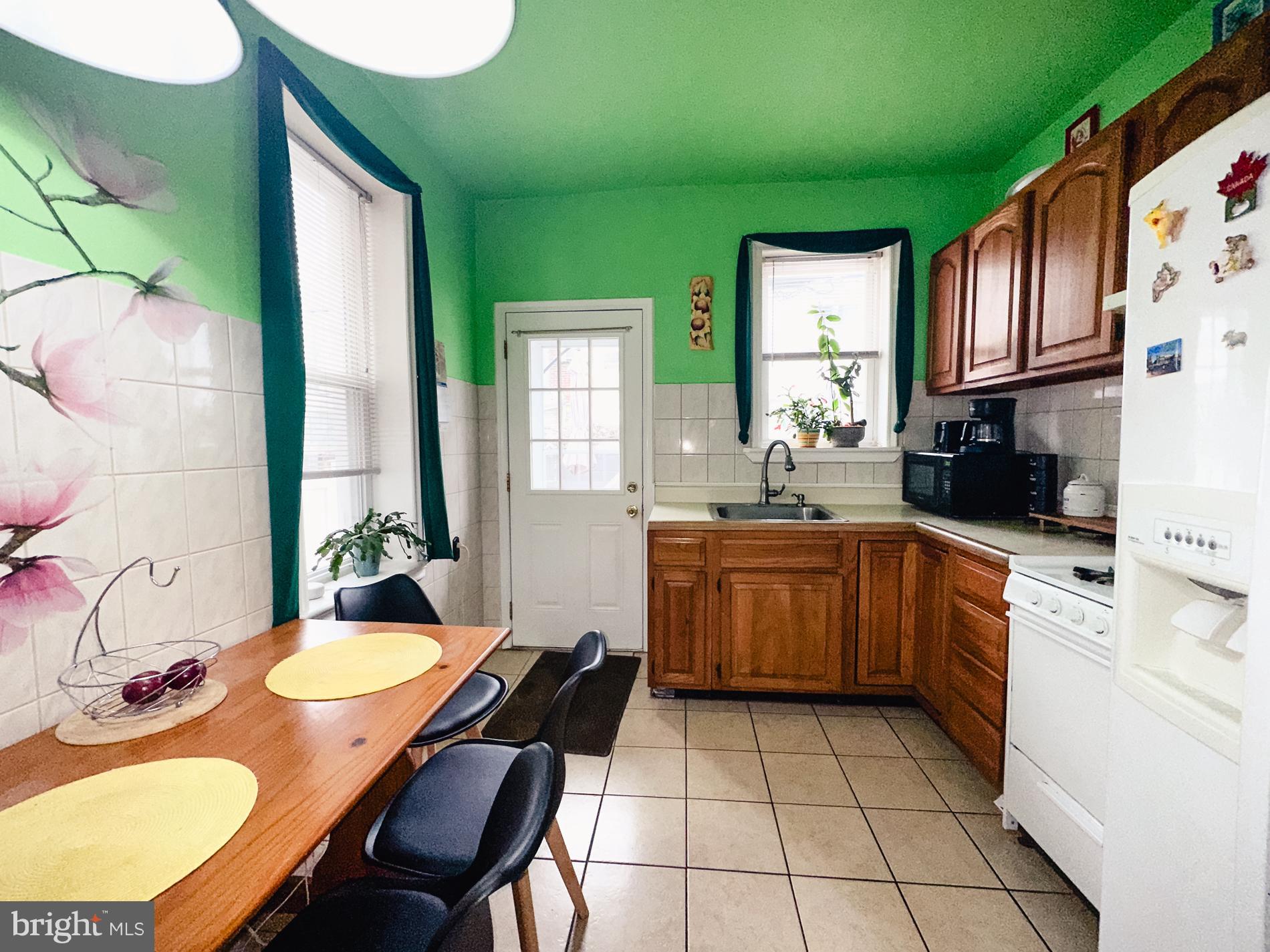 PORT RICHMOND - Residential