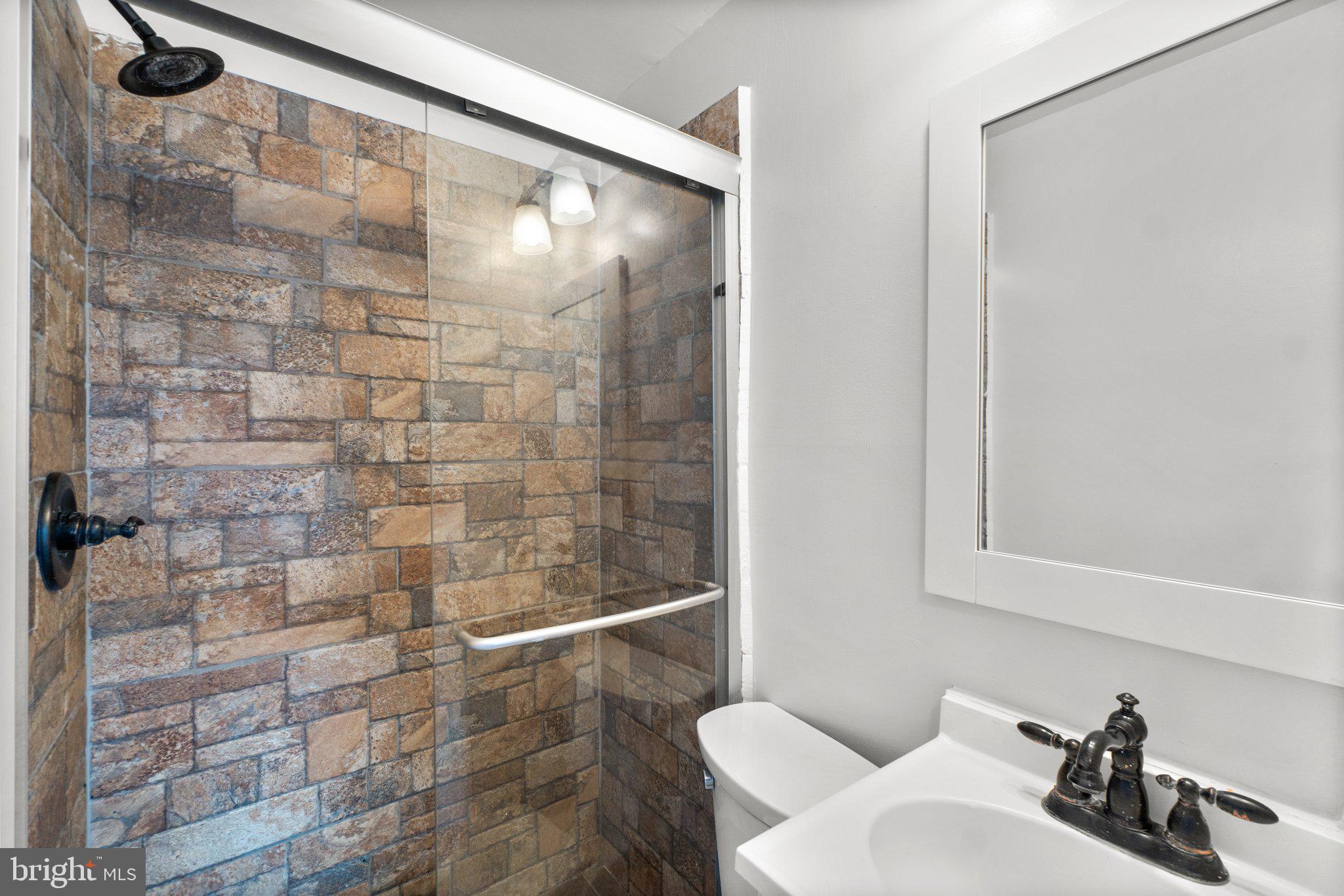 DOWNTOWN WESTMINSTER - Residential