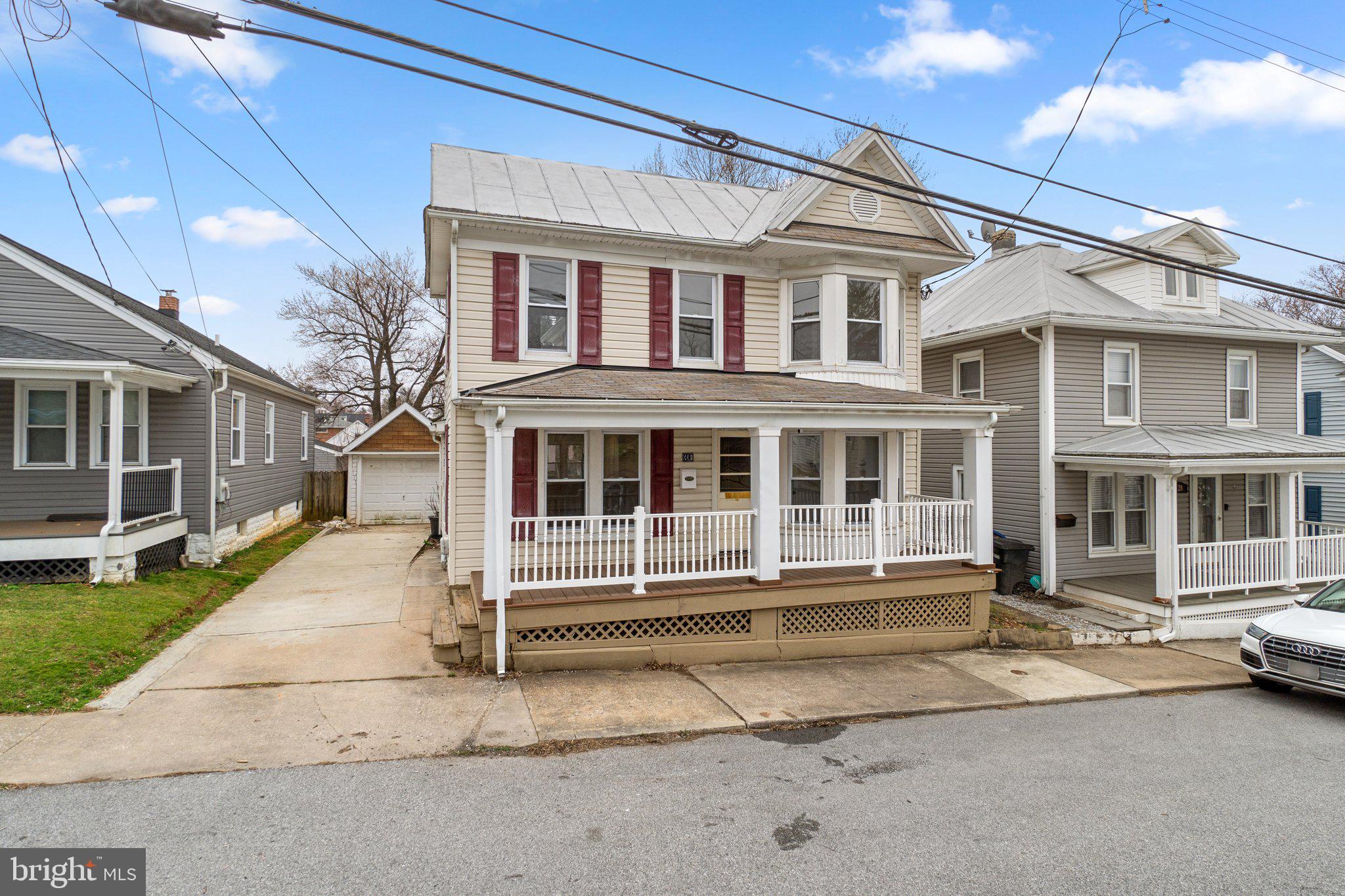 DOWNTOWN WESTMINSTER - Residential