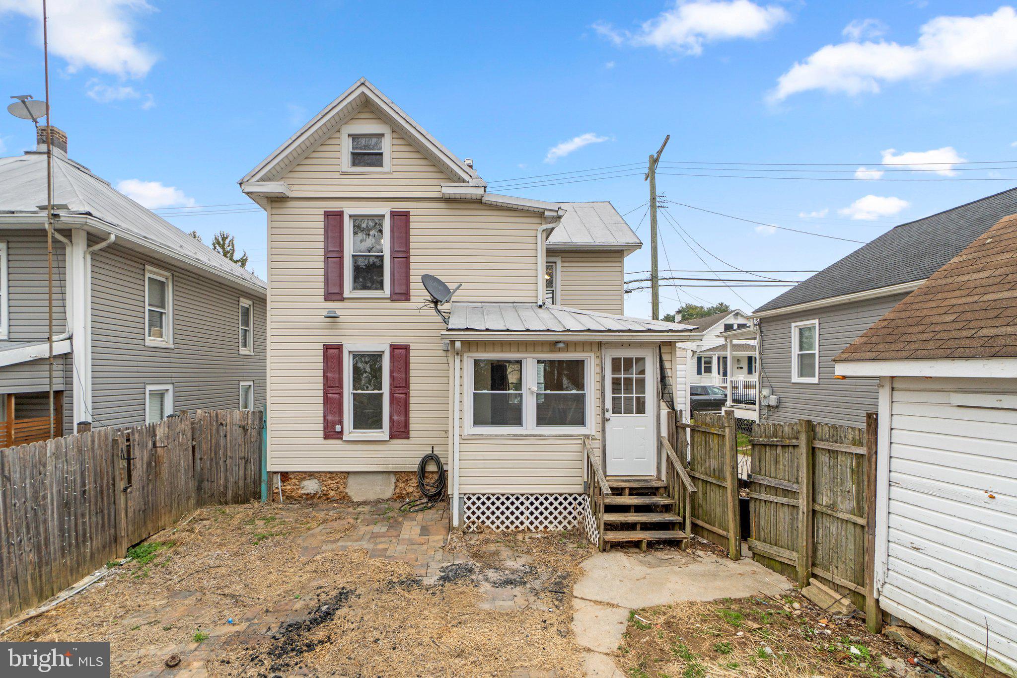 DOWNTOWN WESTMINSTER - Residential