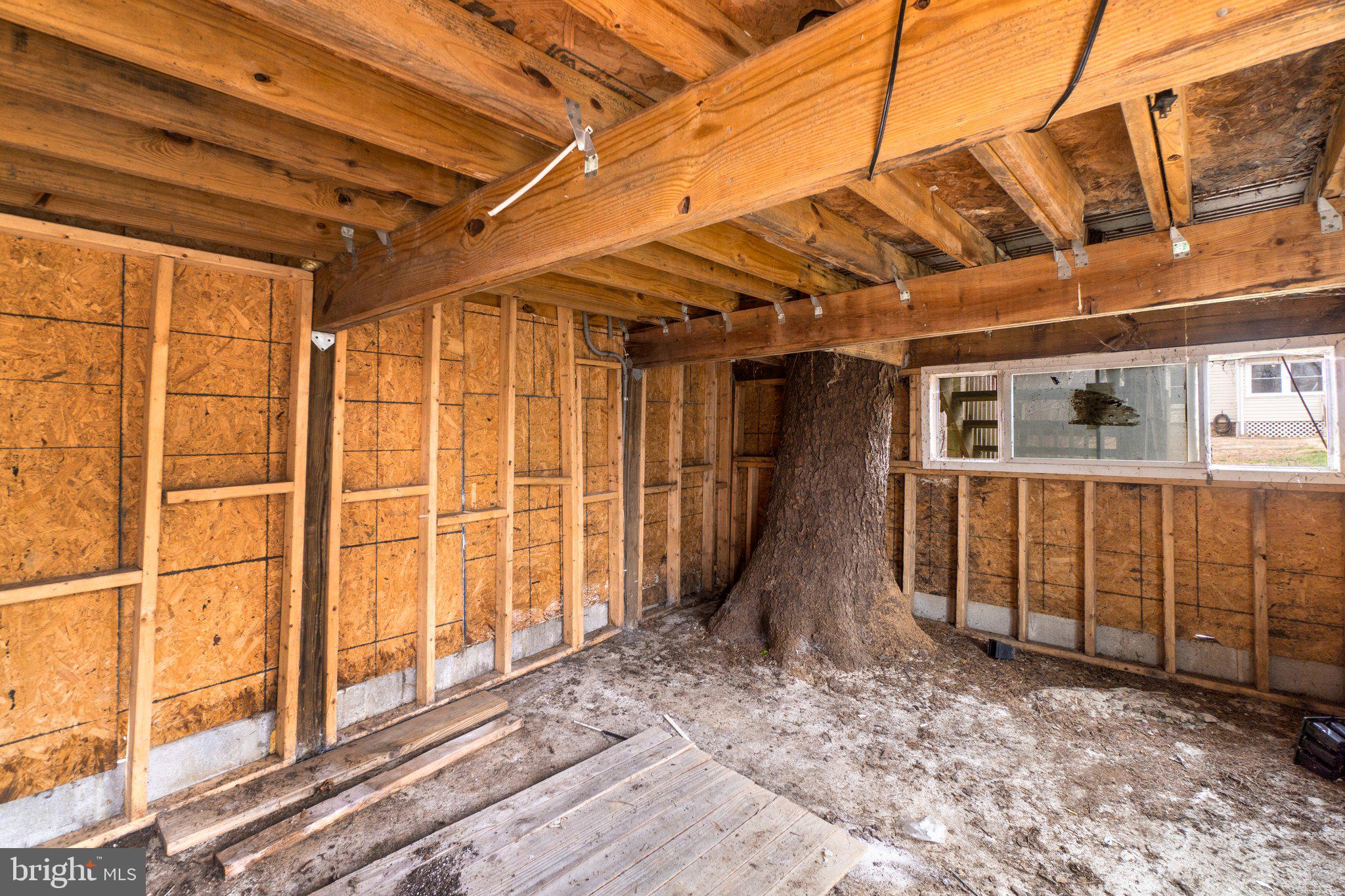 DOWNTOWN WESTMINSTER - Residential