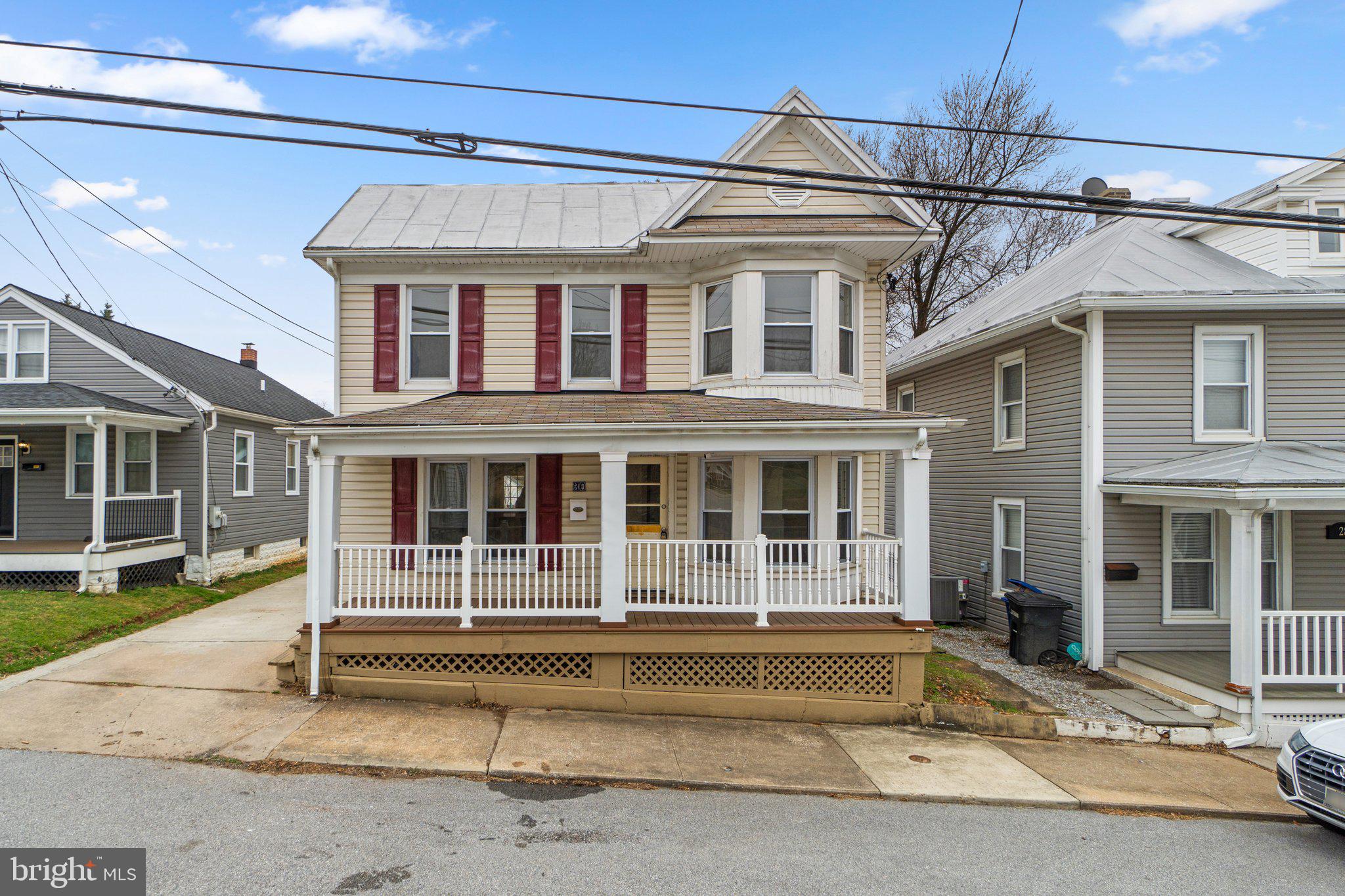 DOWNTOWN WESTMINSTER - Residential