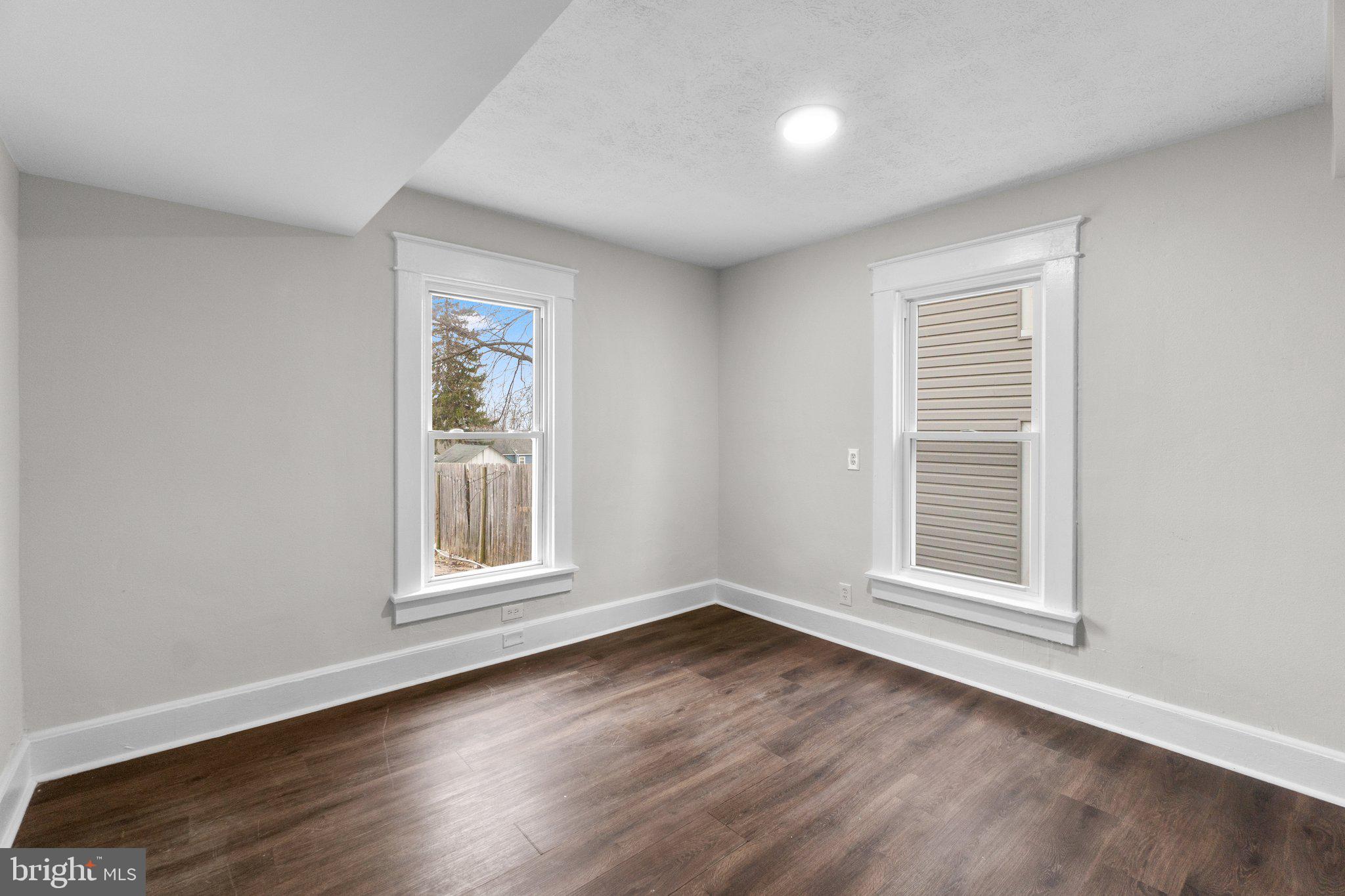 DOWNTOWN WESTMINSTER - Residential