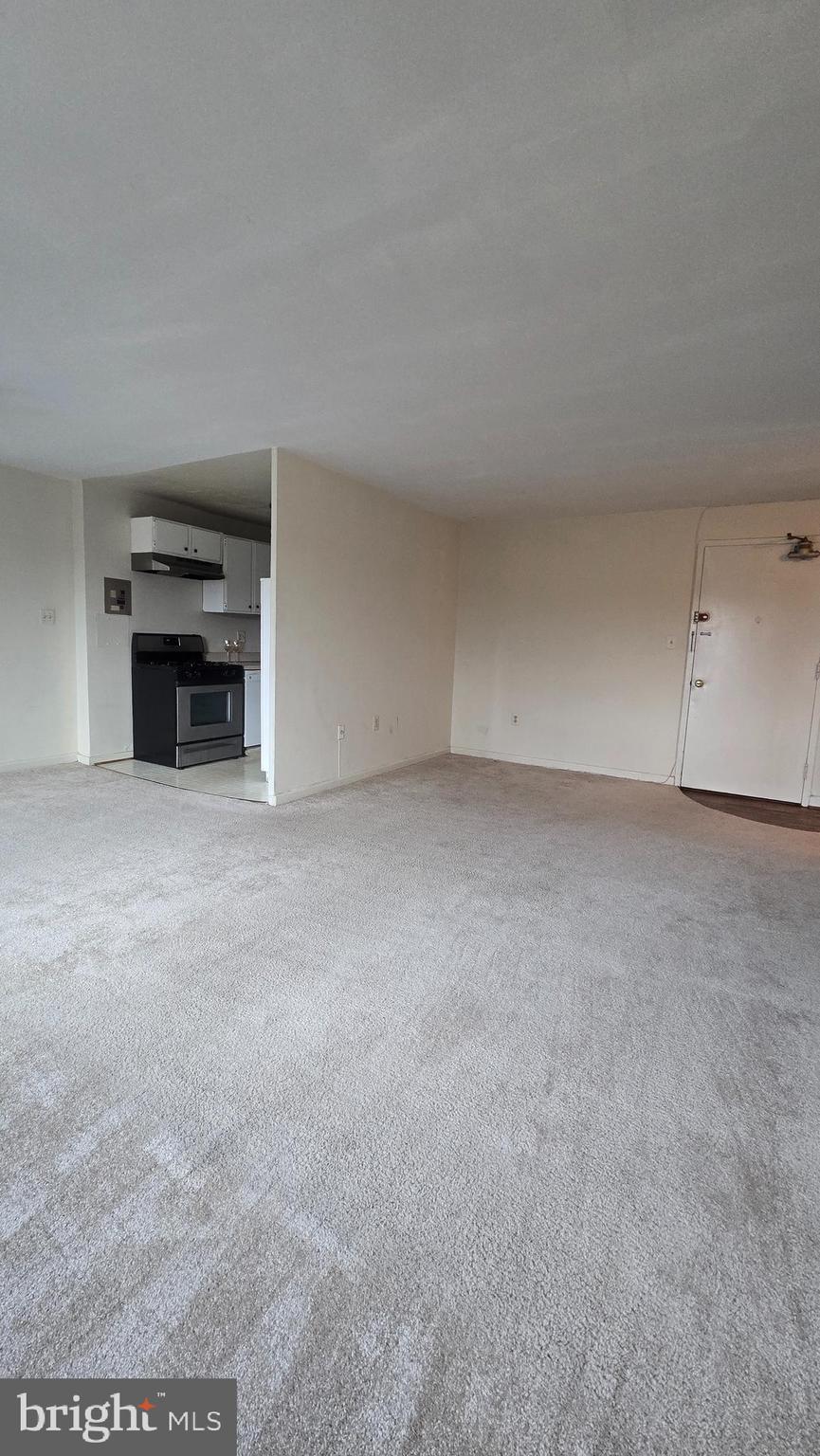 ARLINGTON - Residential