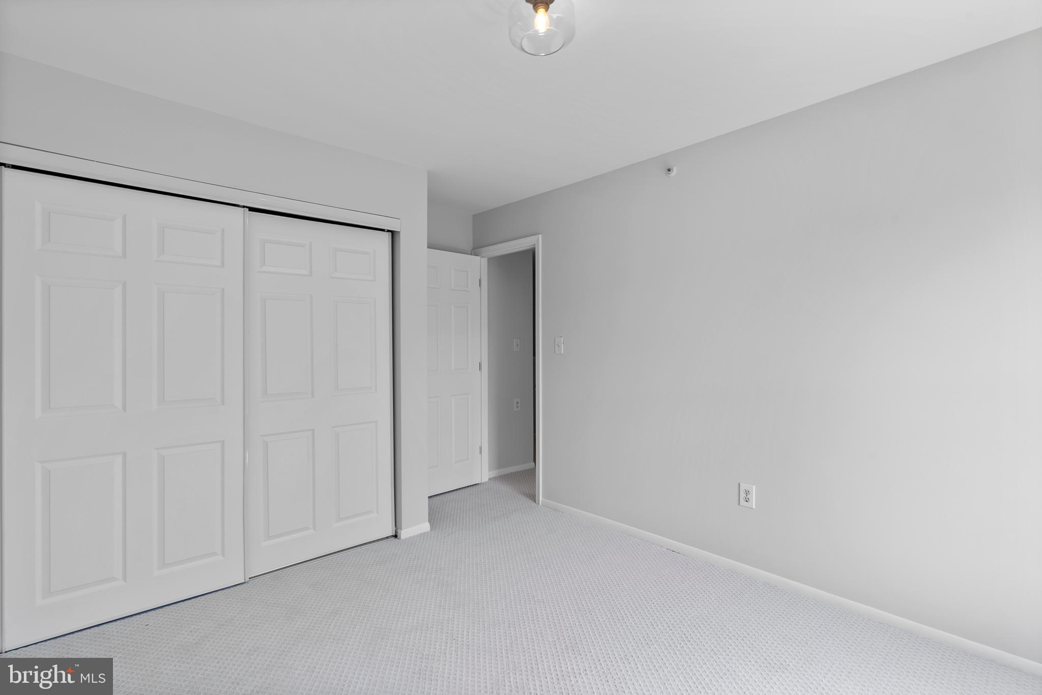 CHASE MANOR - Residential