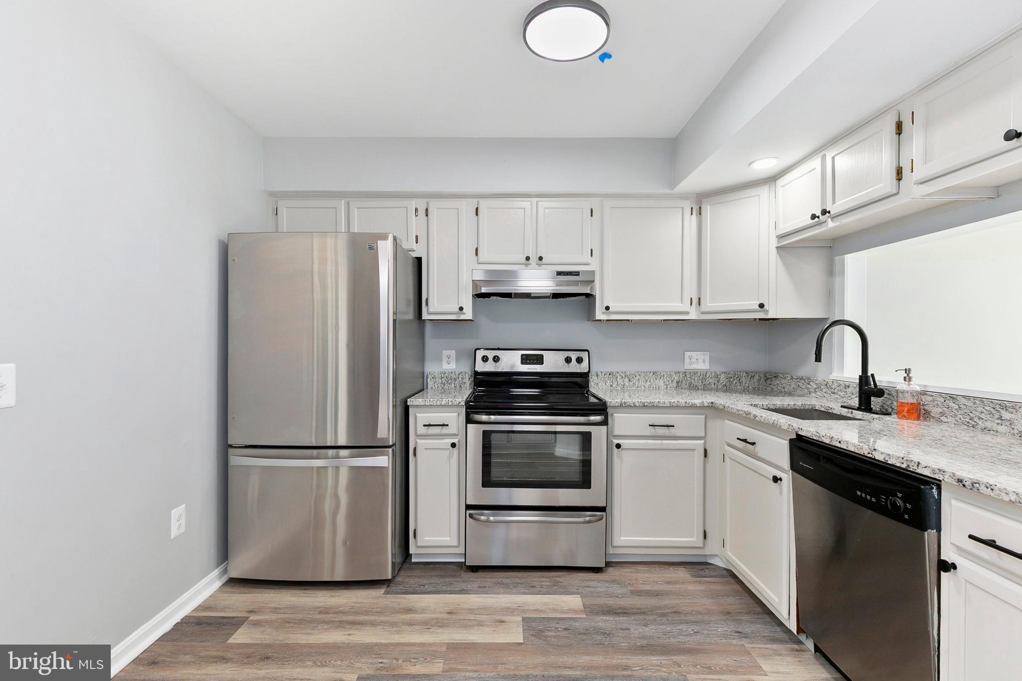 GLENSHIRE TOWNE - Residential