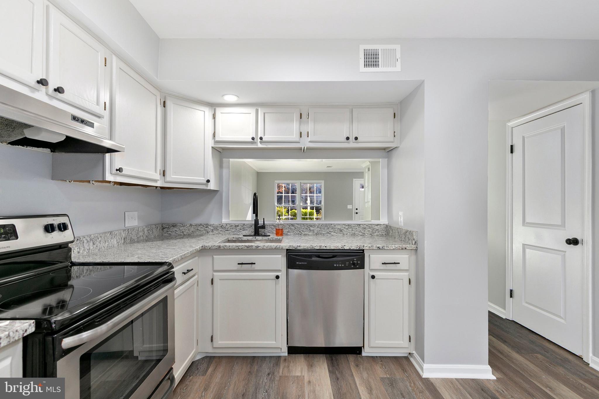 GLENSHIRE TOWNE - Residential