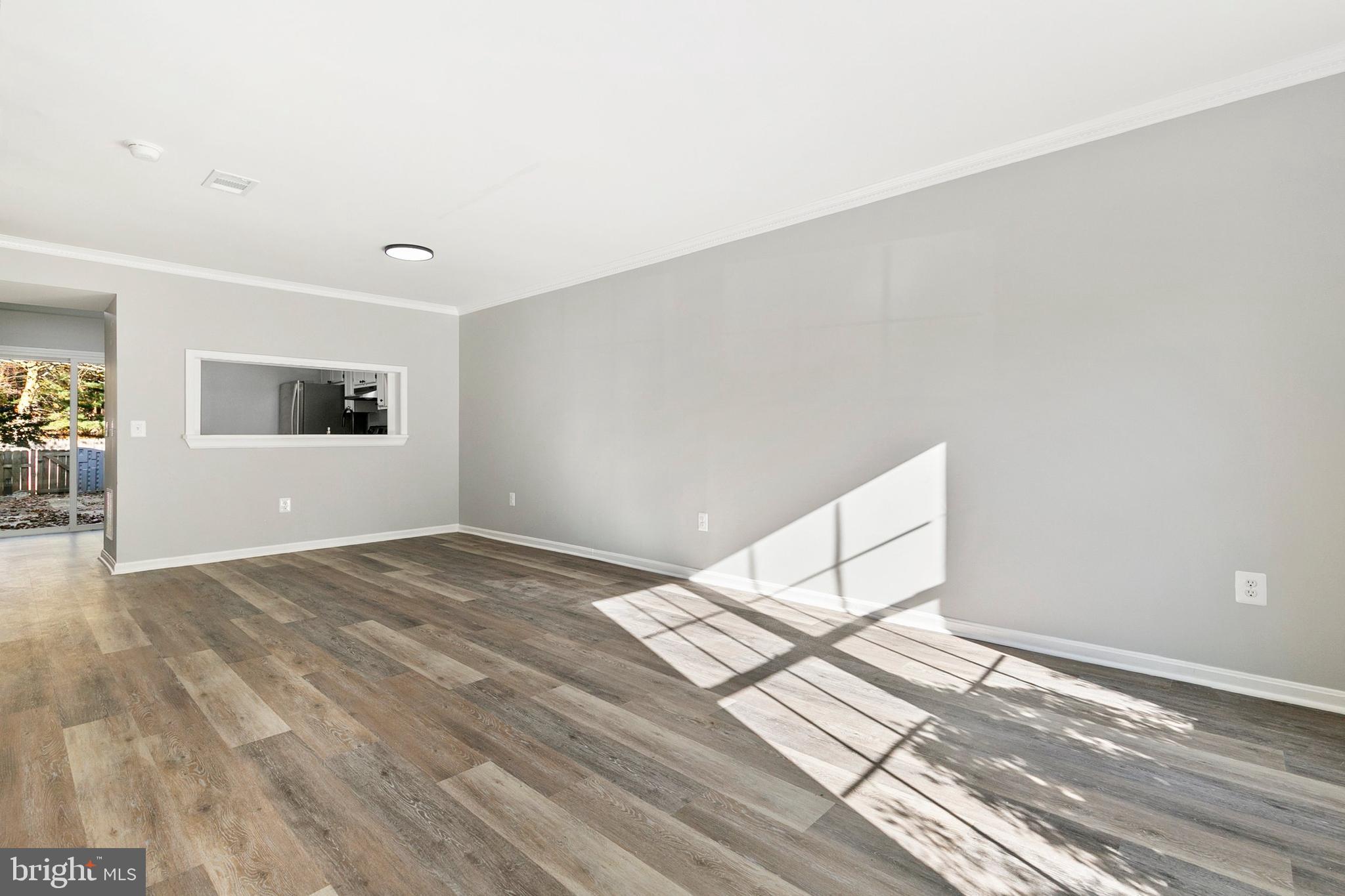 GLENSHIRE TOWNE - Residential