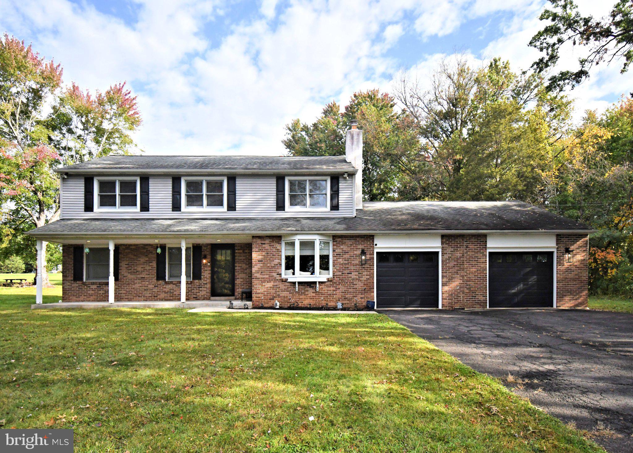 2221 OAKFIELD ROAD