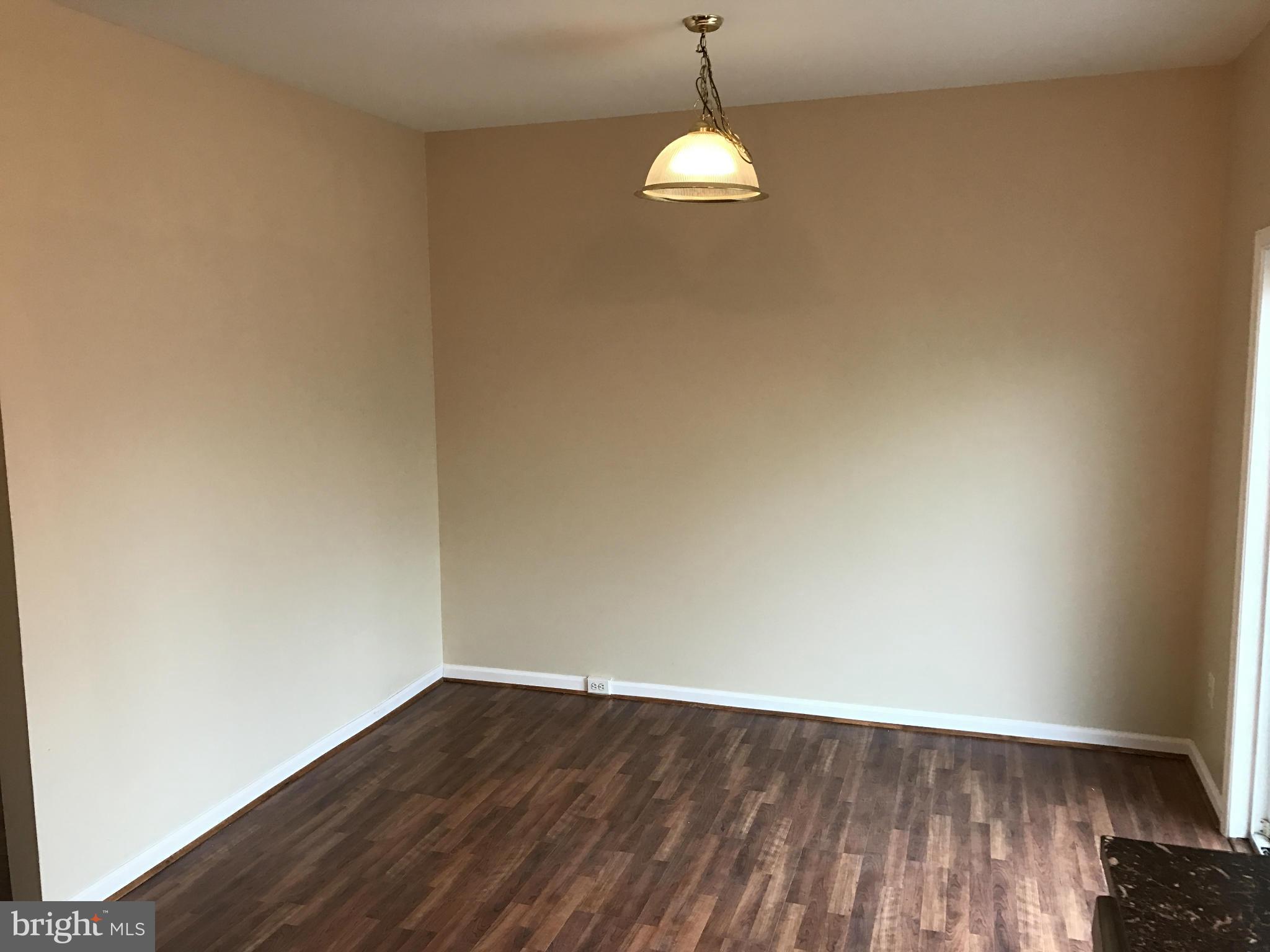 RIDGES AT ASHBURN - Residential Lease