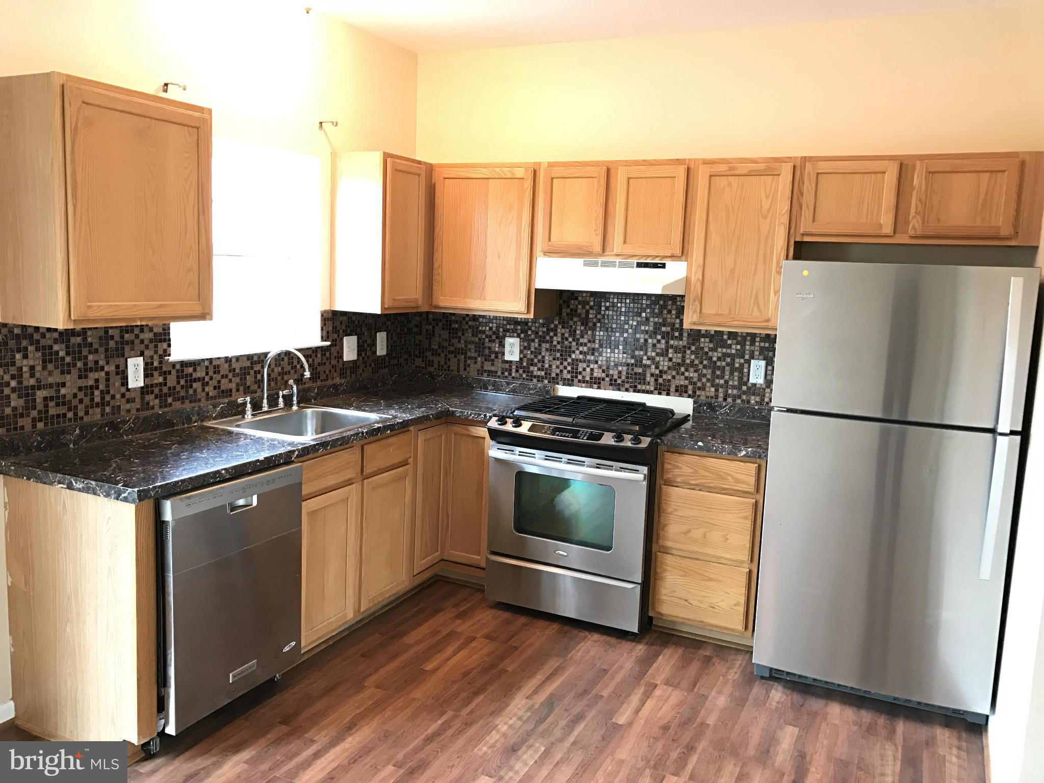 RIDGES AT ASHBURN - Residential Lease