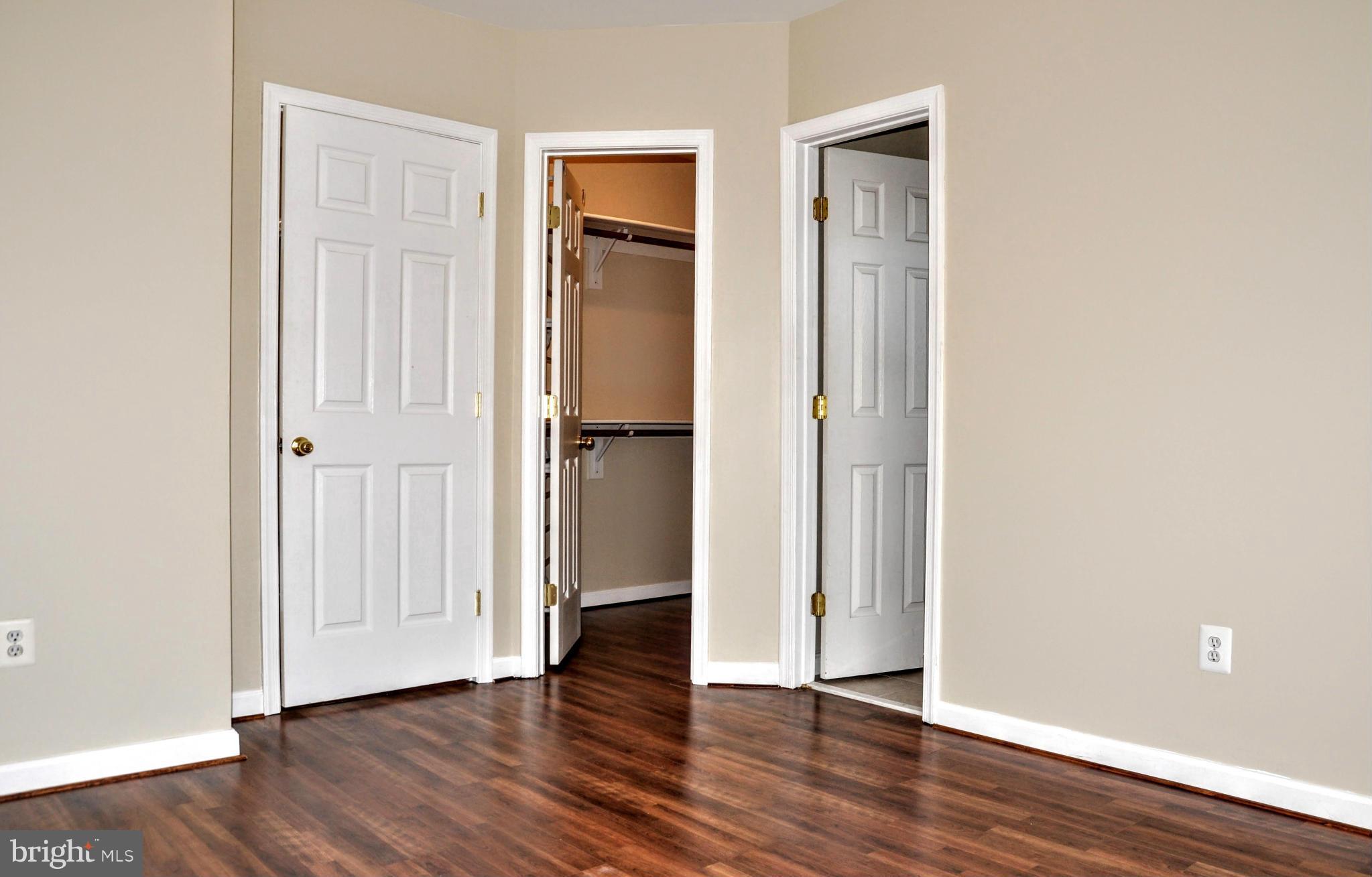 RIDGES AT ASHBURN - Residential Lease