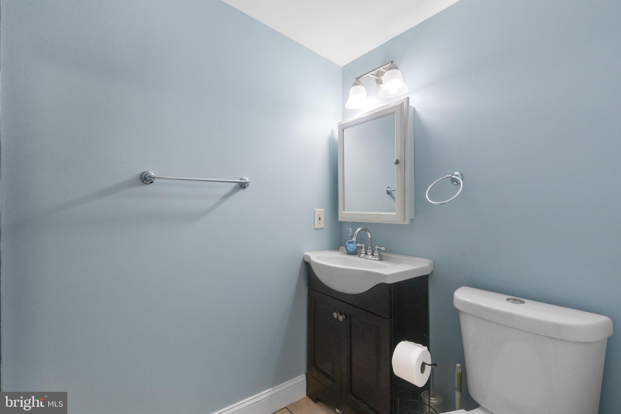 WASHINGTON HILL - Residential