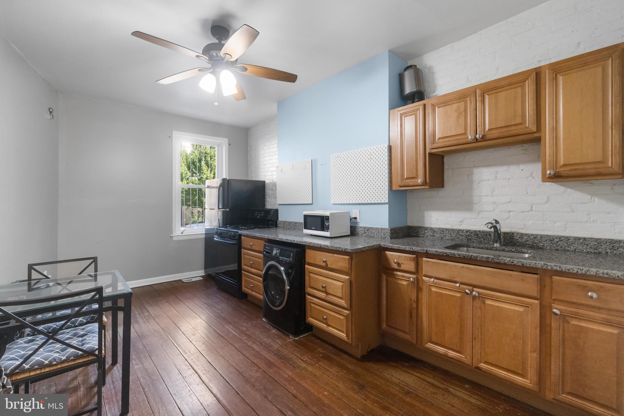 WASHINGTON HILL - Residential