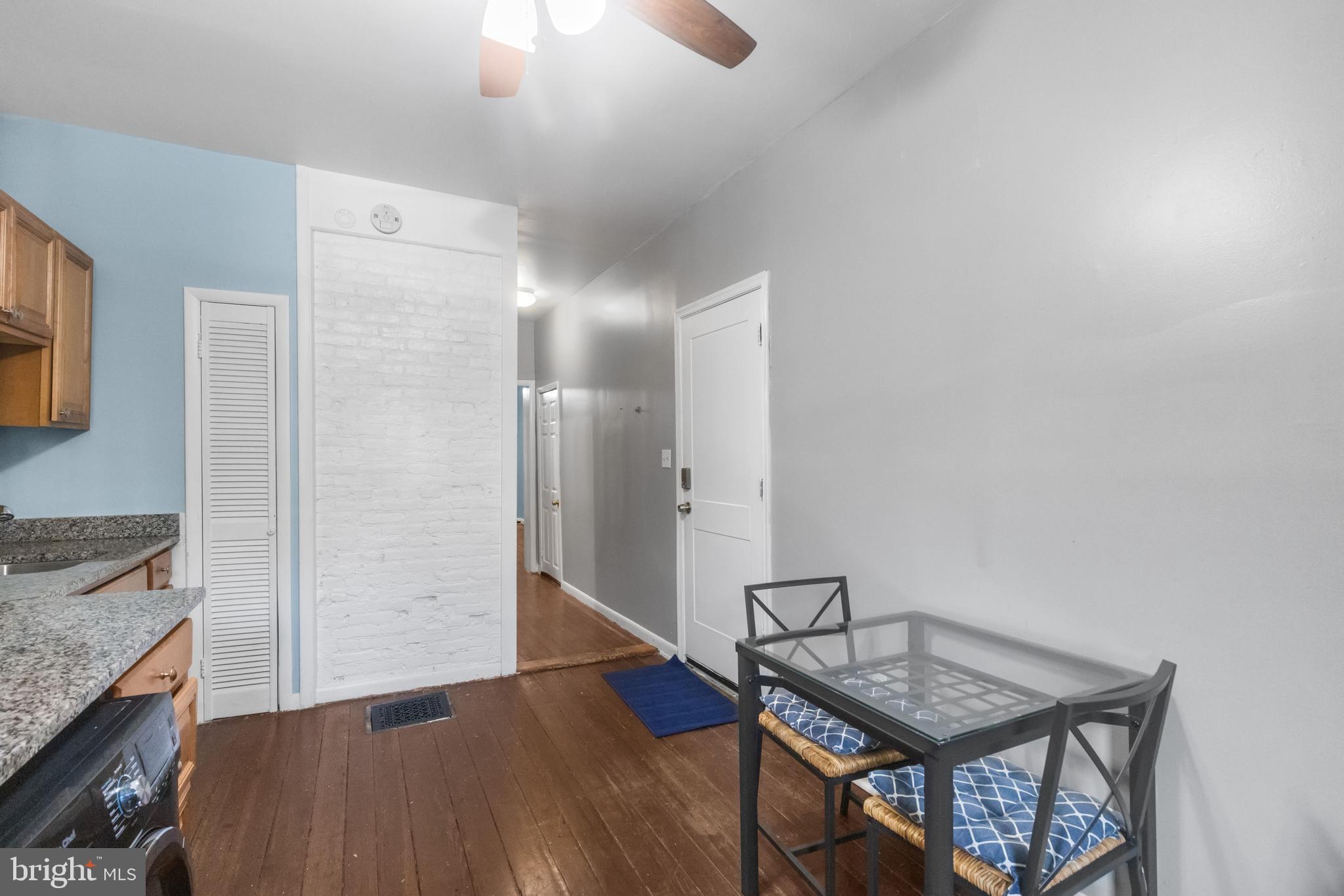 WASHINGTON HILL - Residential