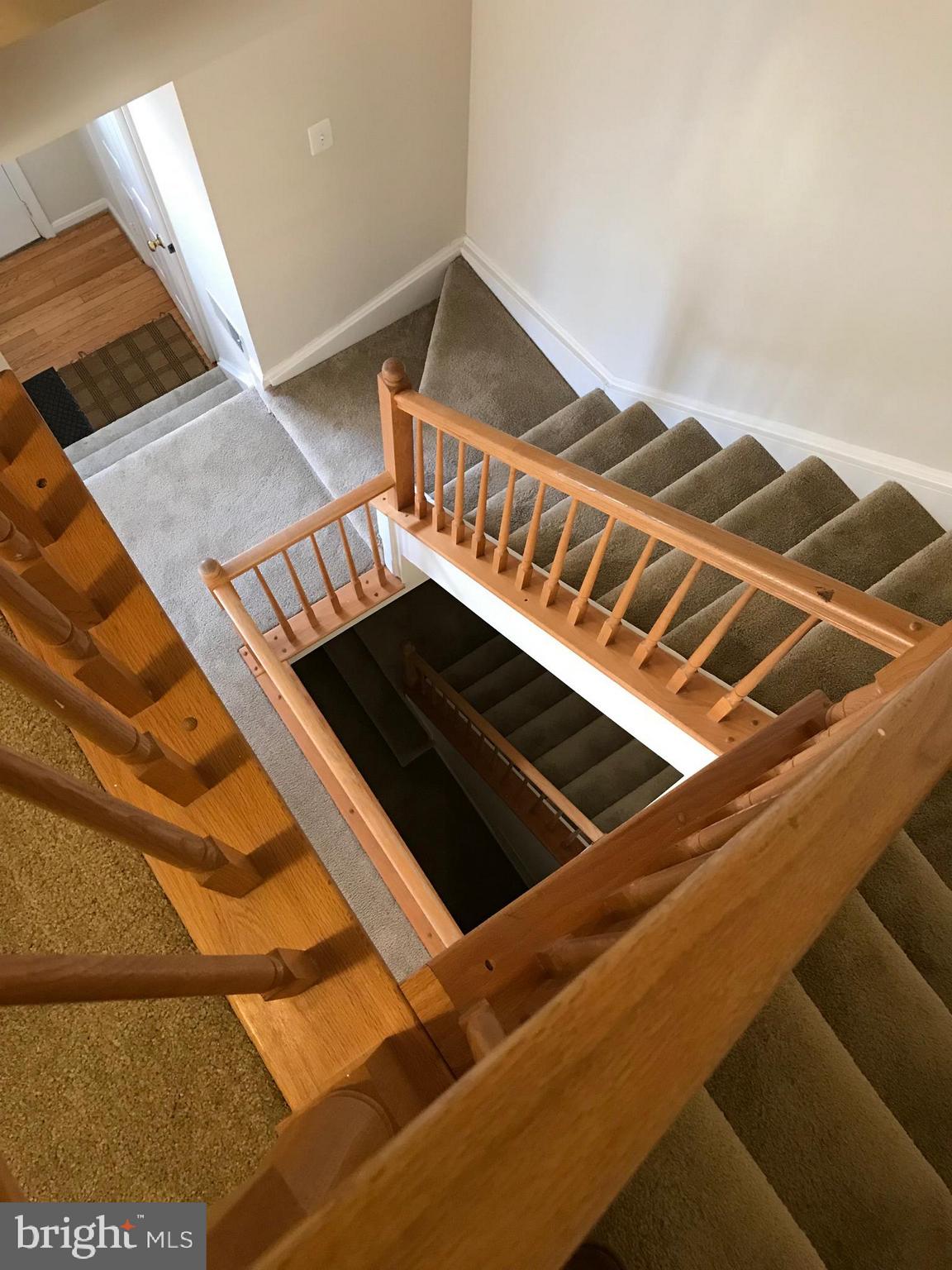 FAIRFAX METRO SQUARE - Residential Lease