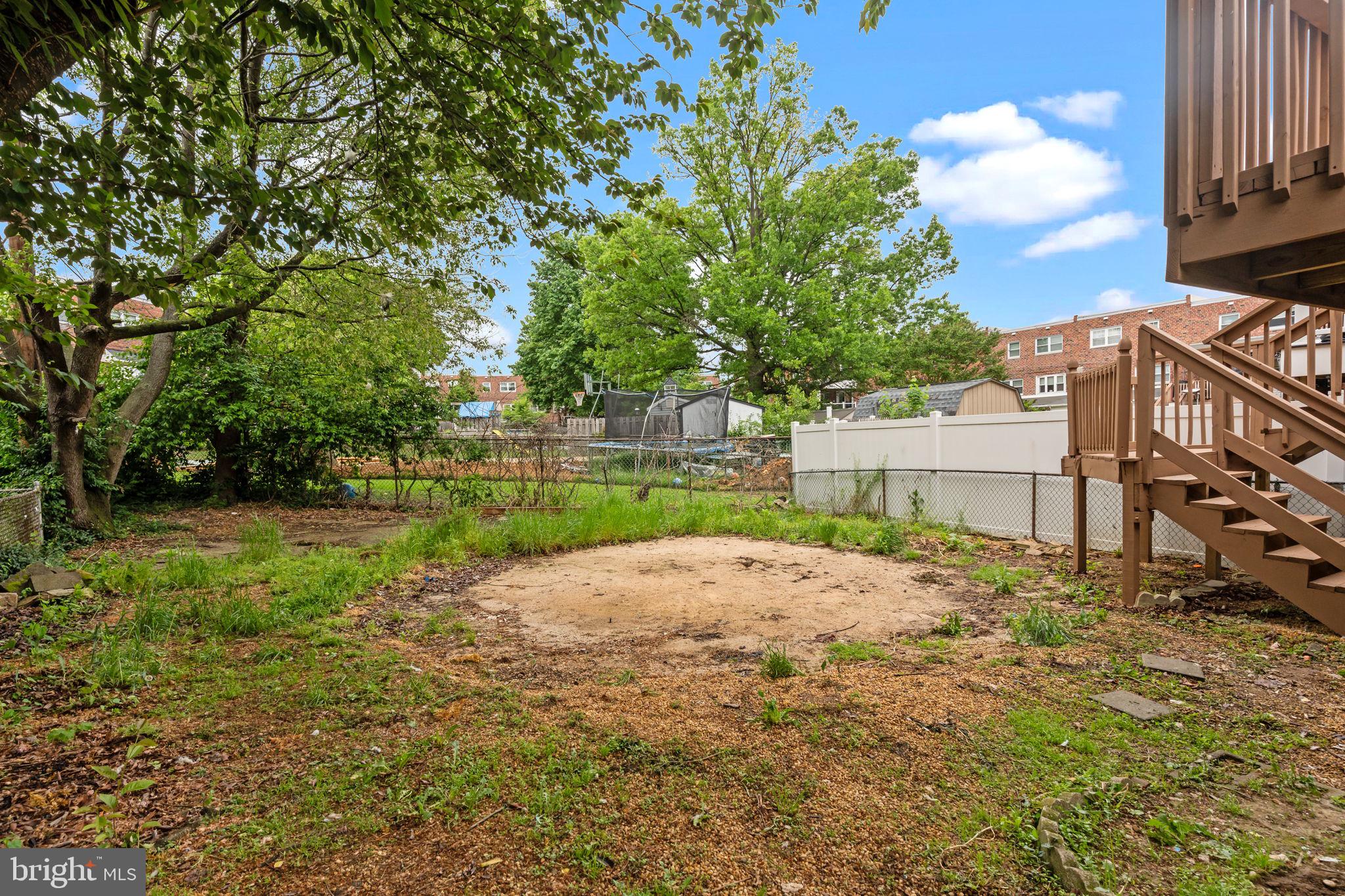 PARKWOOD - Residential Lease