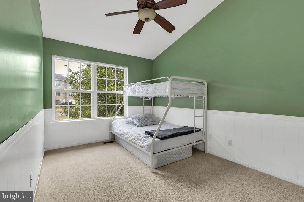 MILLS FARM - Residential