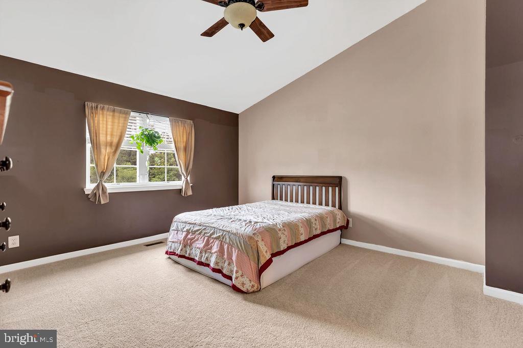 MILLS FARM - Residential