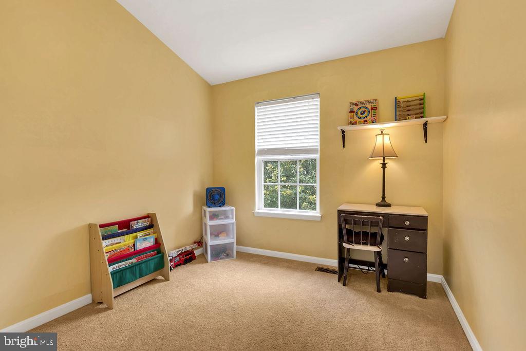 MILLS FARM - Residential