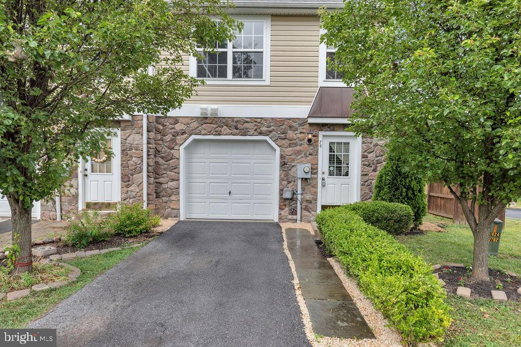 MILLS FARM - Residential