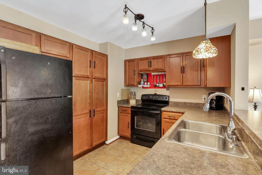 MILLS FARM - Residential