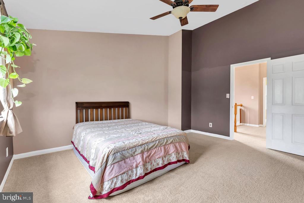 MILLS FARM - Residential