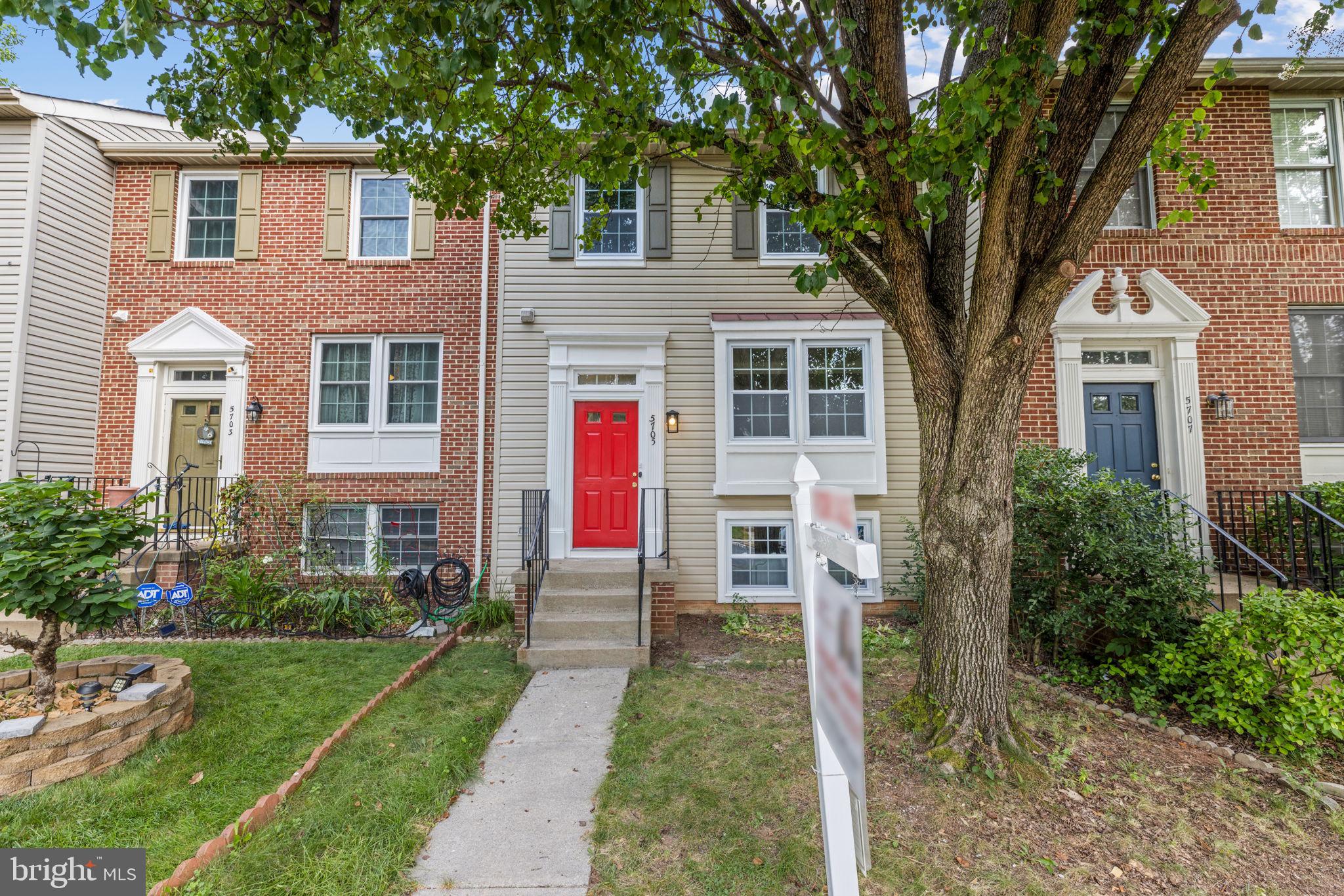 5705 CROATAN COURT