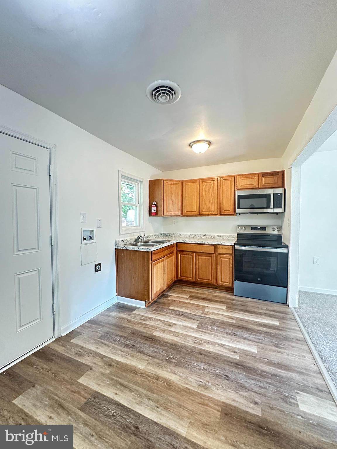 5 S SENATOR AVENUE