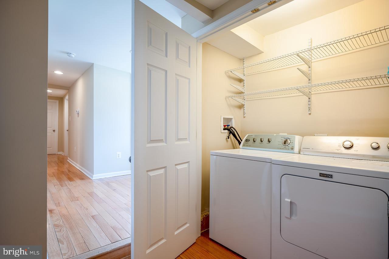 POOLESVILLE OUTSIDE - Residential