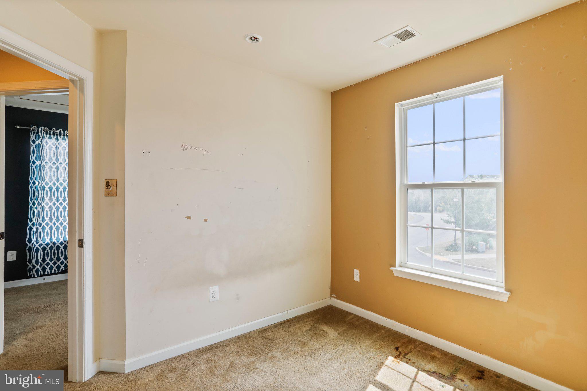 BROOKFIELD - Residential