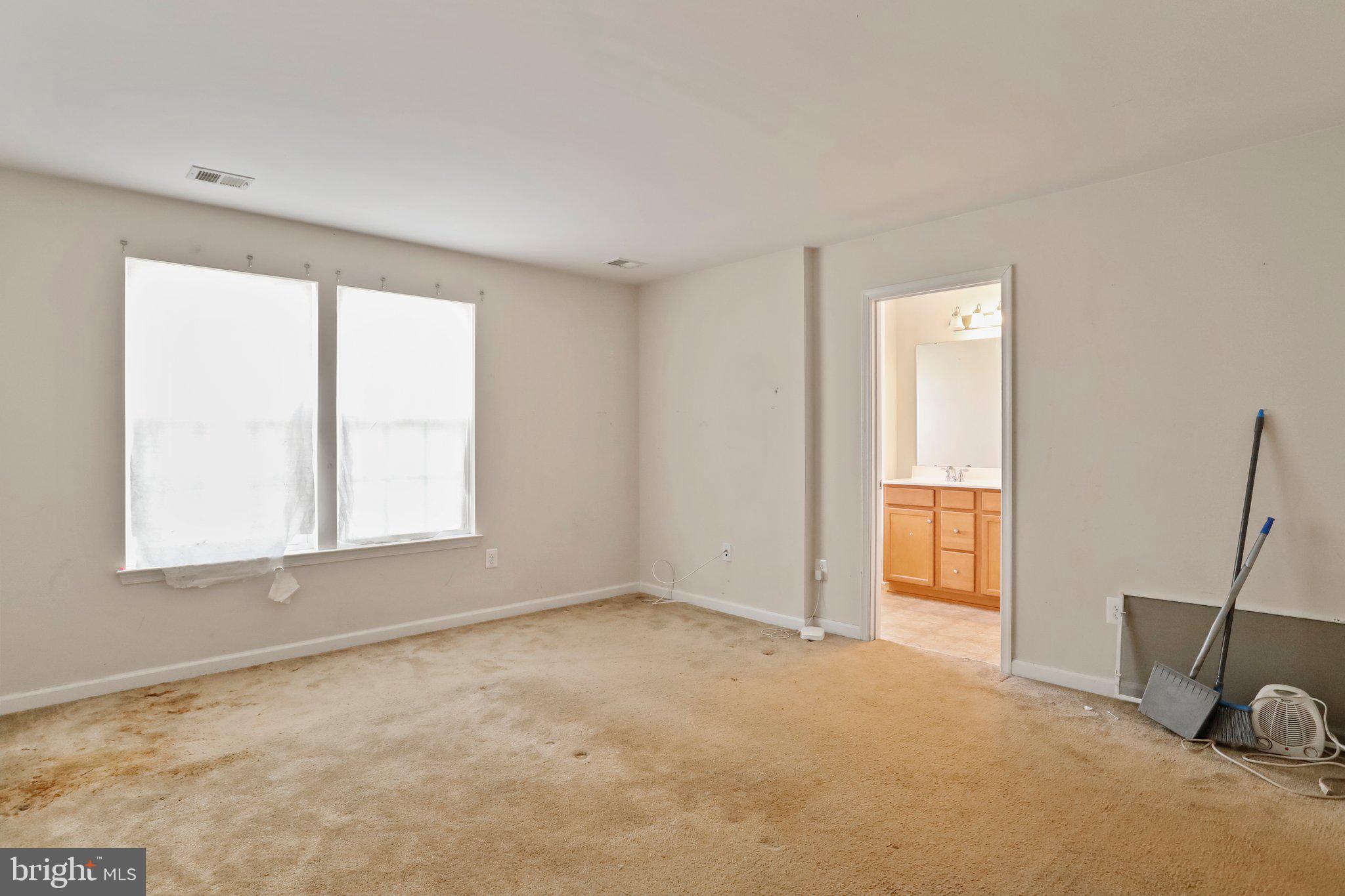 BROOKFIELD - Residential