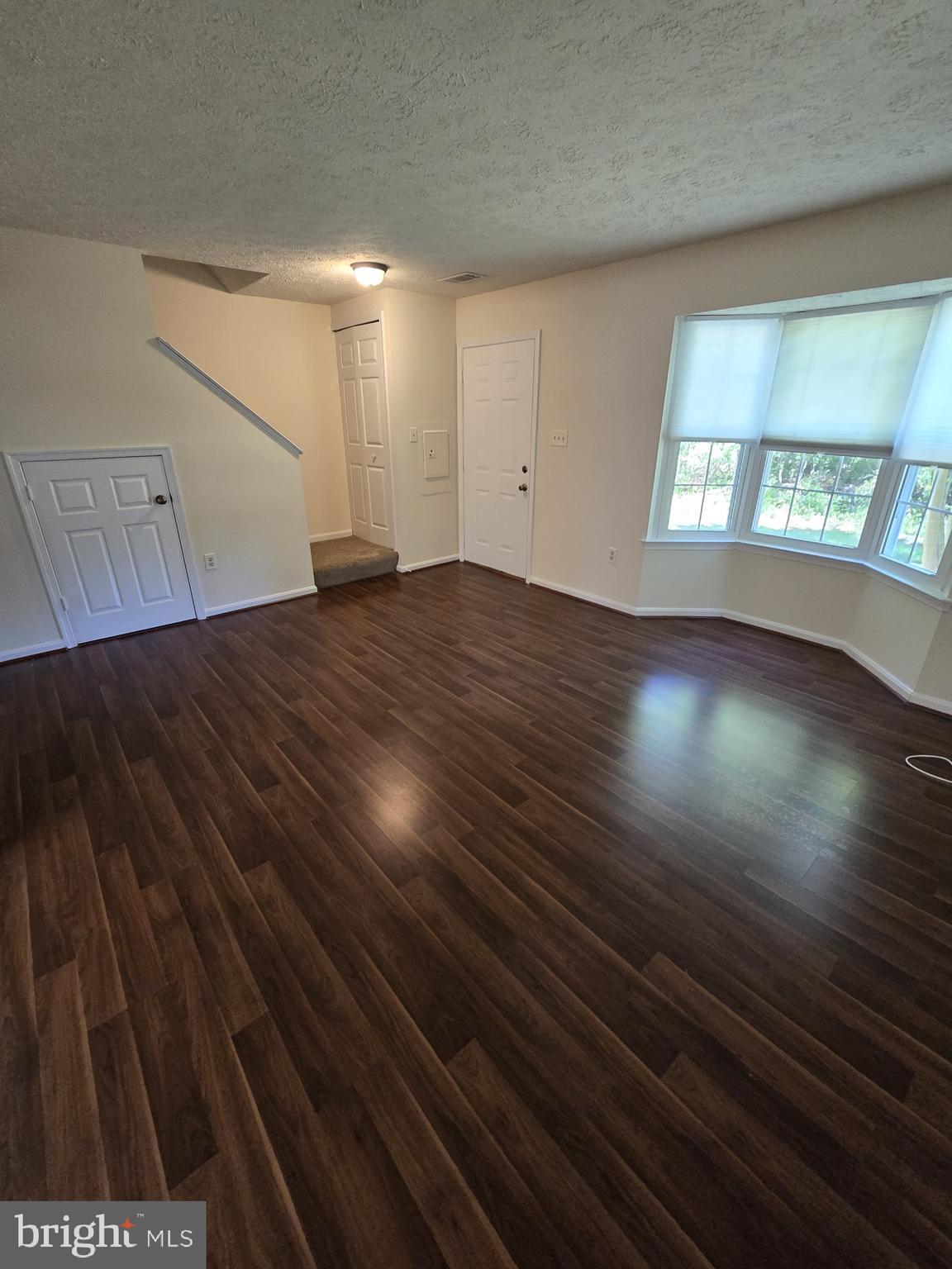 ST CHARLES HAMPSHIRE - Residential