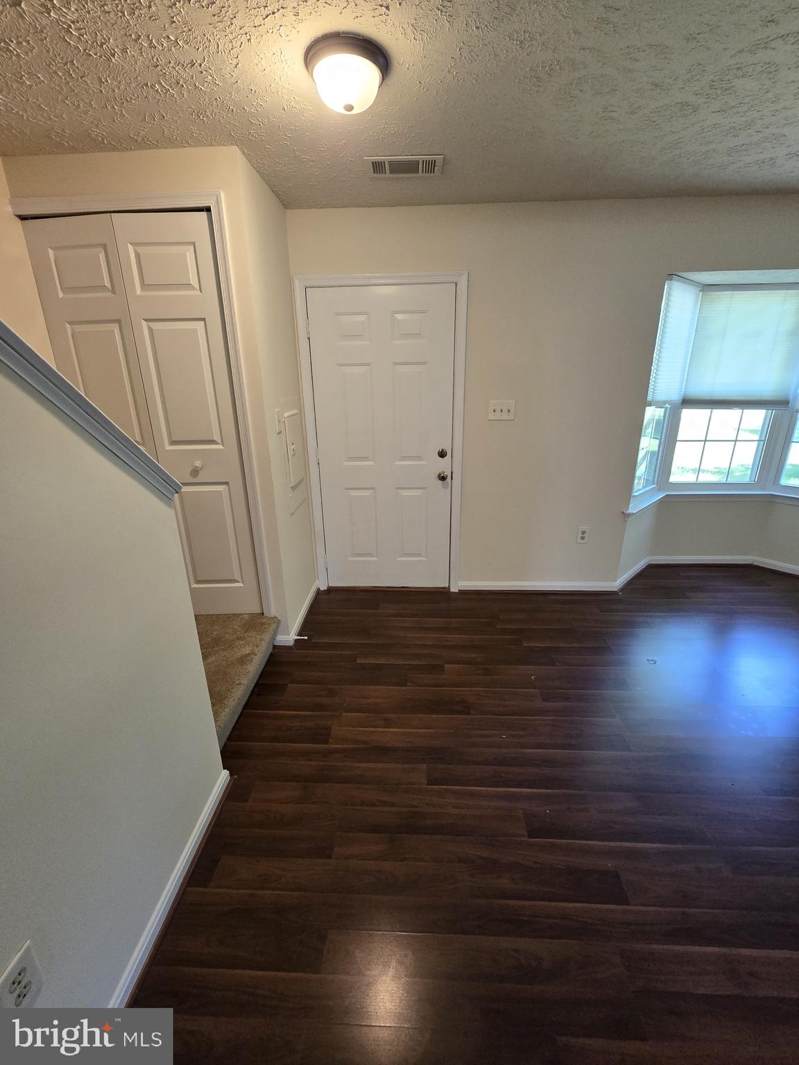 ST CHARLES HAMPSHIRE - Residential