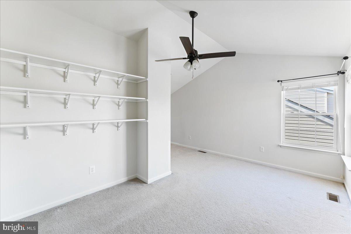 HUNT CLUB - Residential