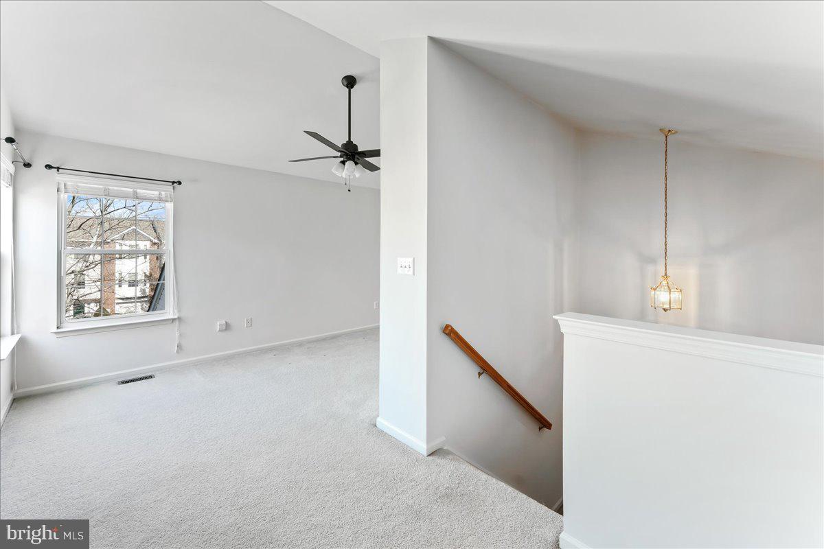 HUNT CLUB - Residential