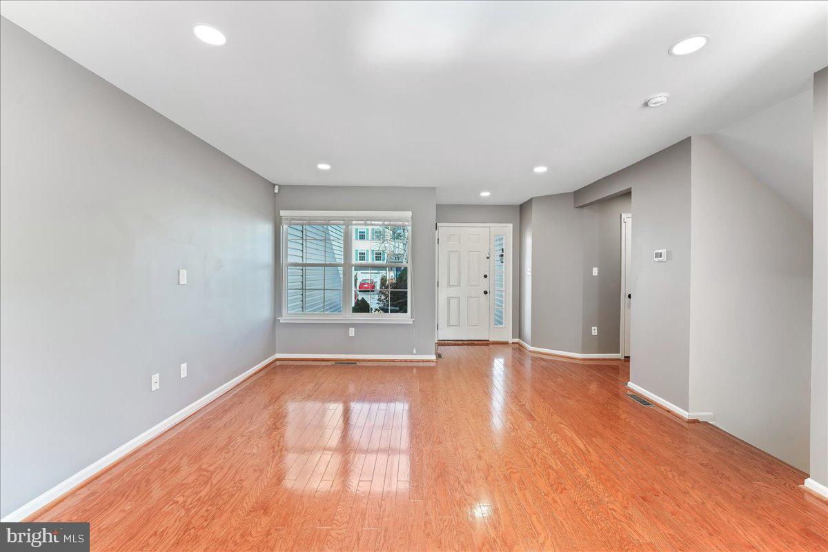 HUNT CLUB - Residential