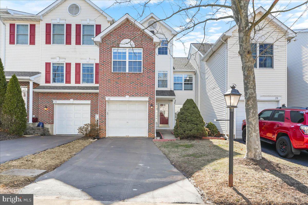 HUNT CLUB - Residential