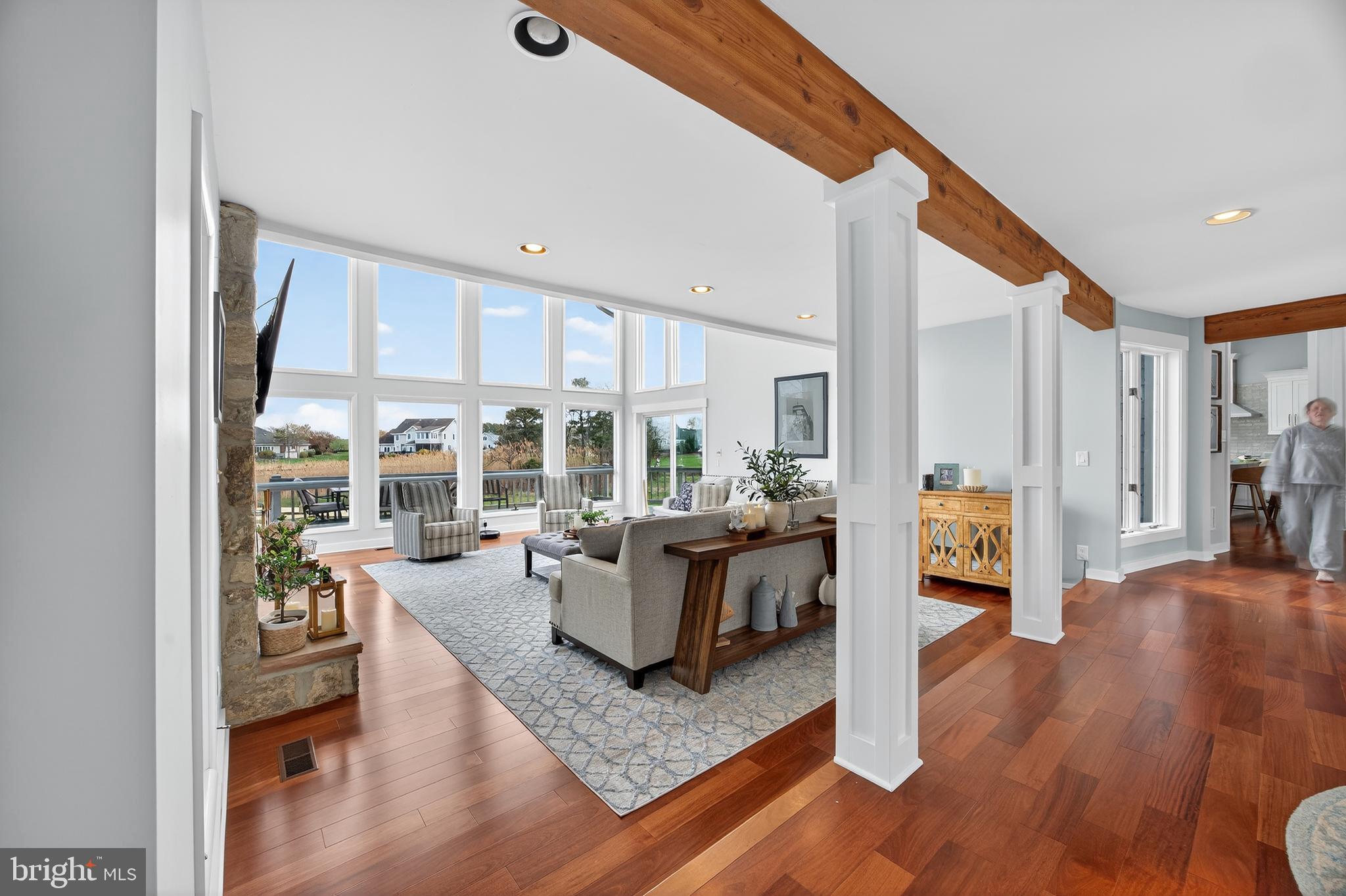 COVE CREEK CLUB - Residential