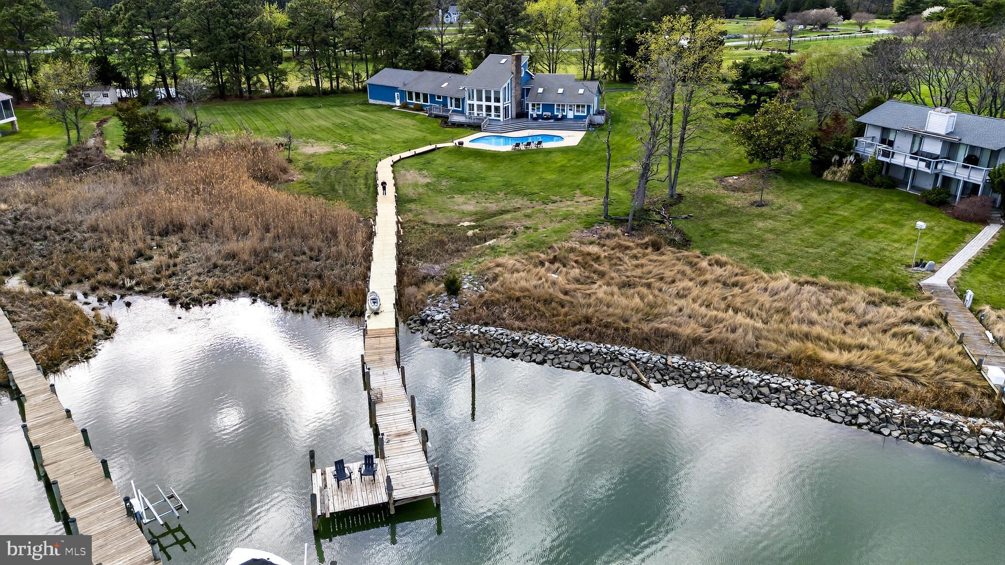 COVE CREEK CLUB - Residential