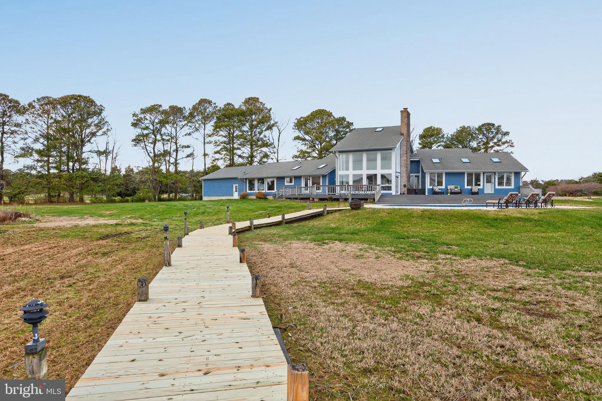 COVE CREEK CLUB - Residential