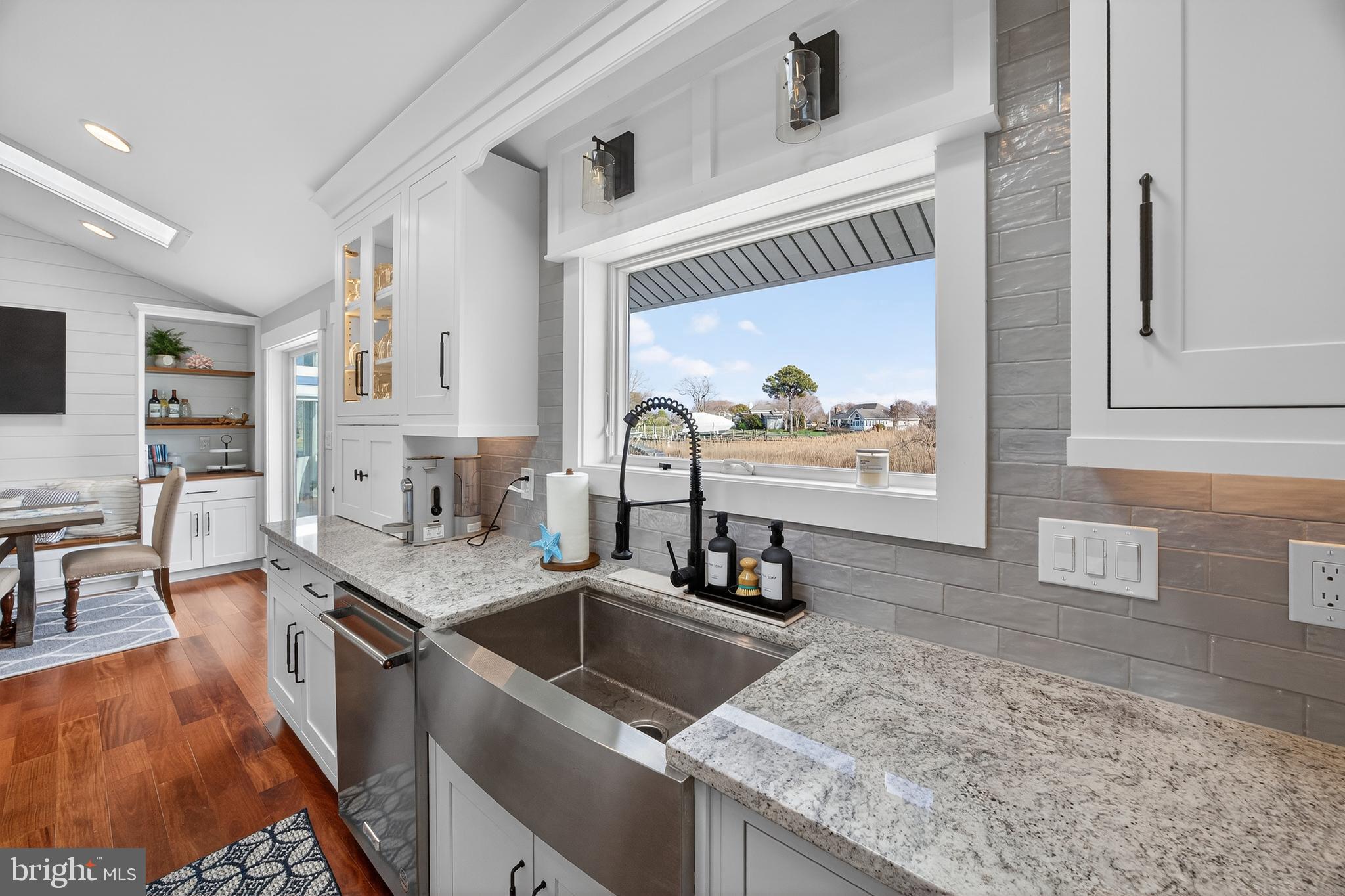 COVE CREEK CLUB - Residential