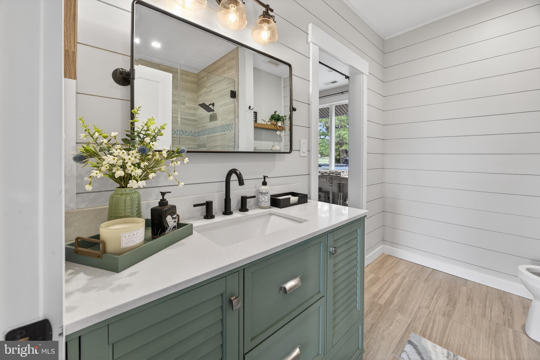 COVE CREEK CLUB - Residential