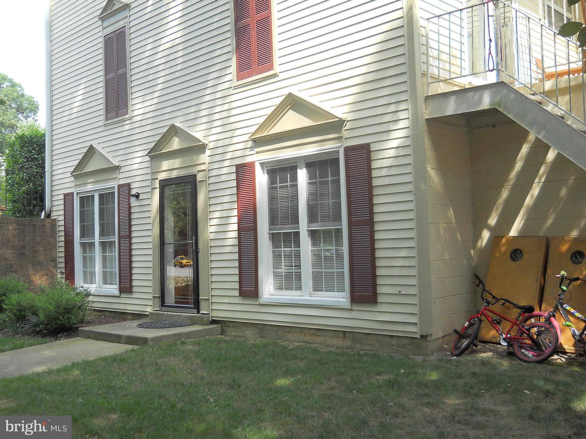 ANTIETAM WOOD - Residential Lease