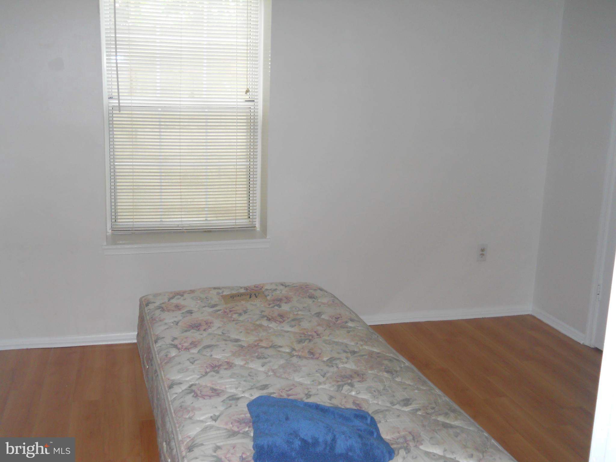 ANTIETAM WOOD - Residential Lease