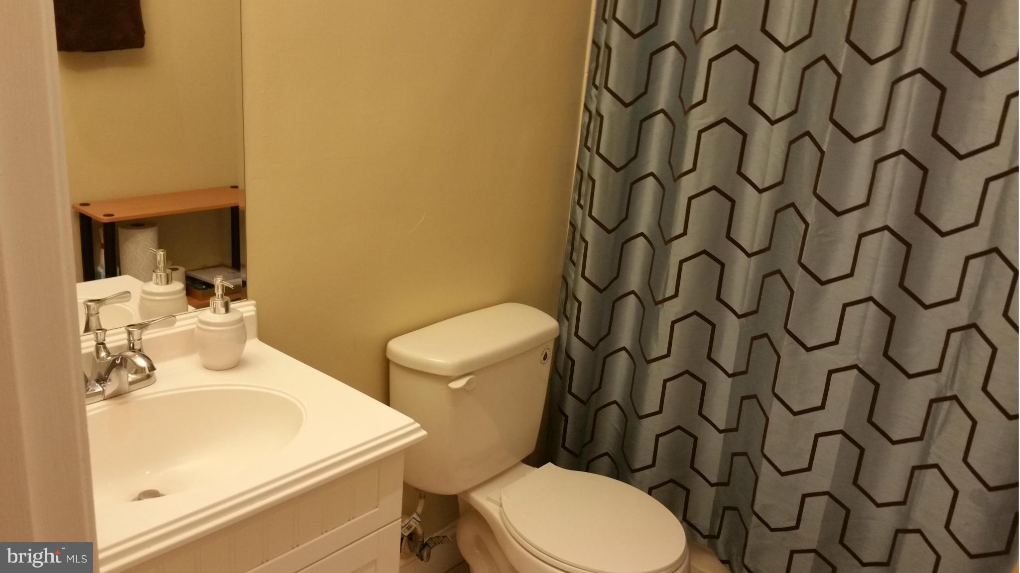 ANTIETAM WOOD - Residential Lease