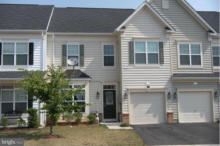 WAKELAND MANOR - Residential