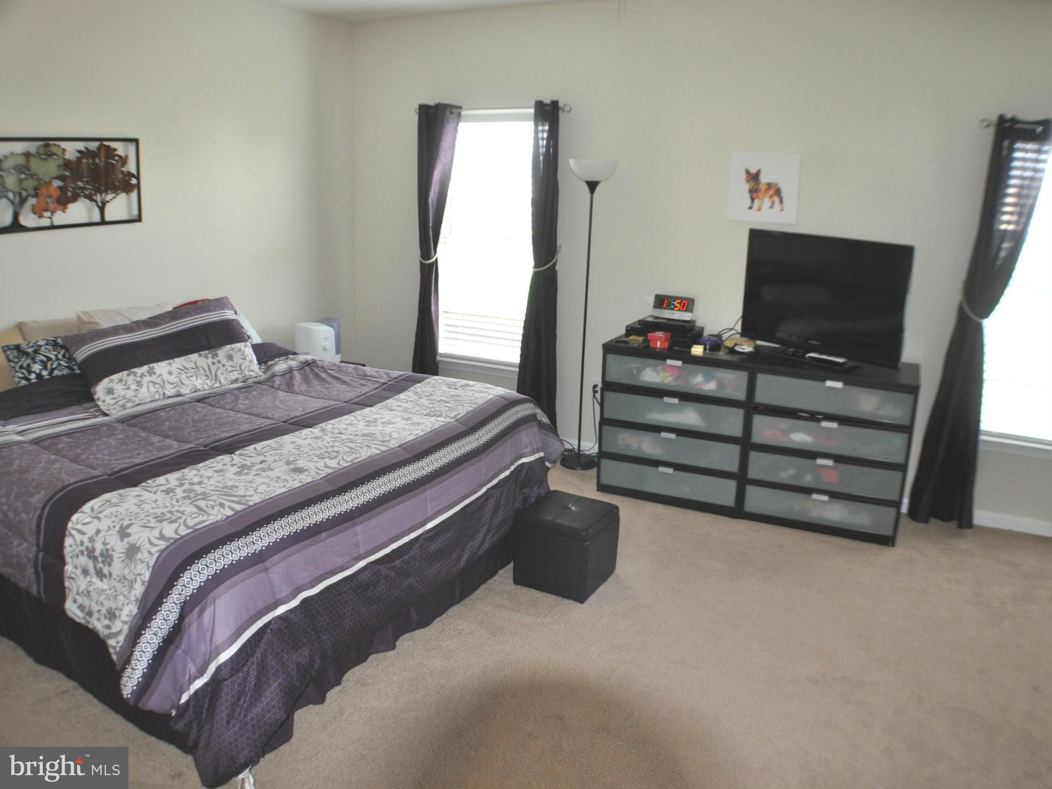 WAKELAND MANOR - Residential