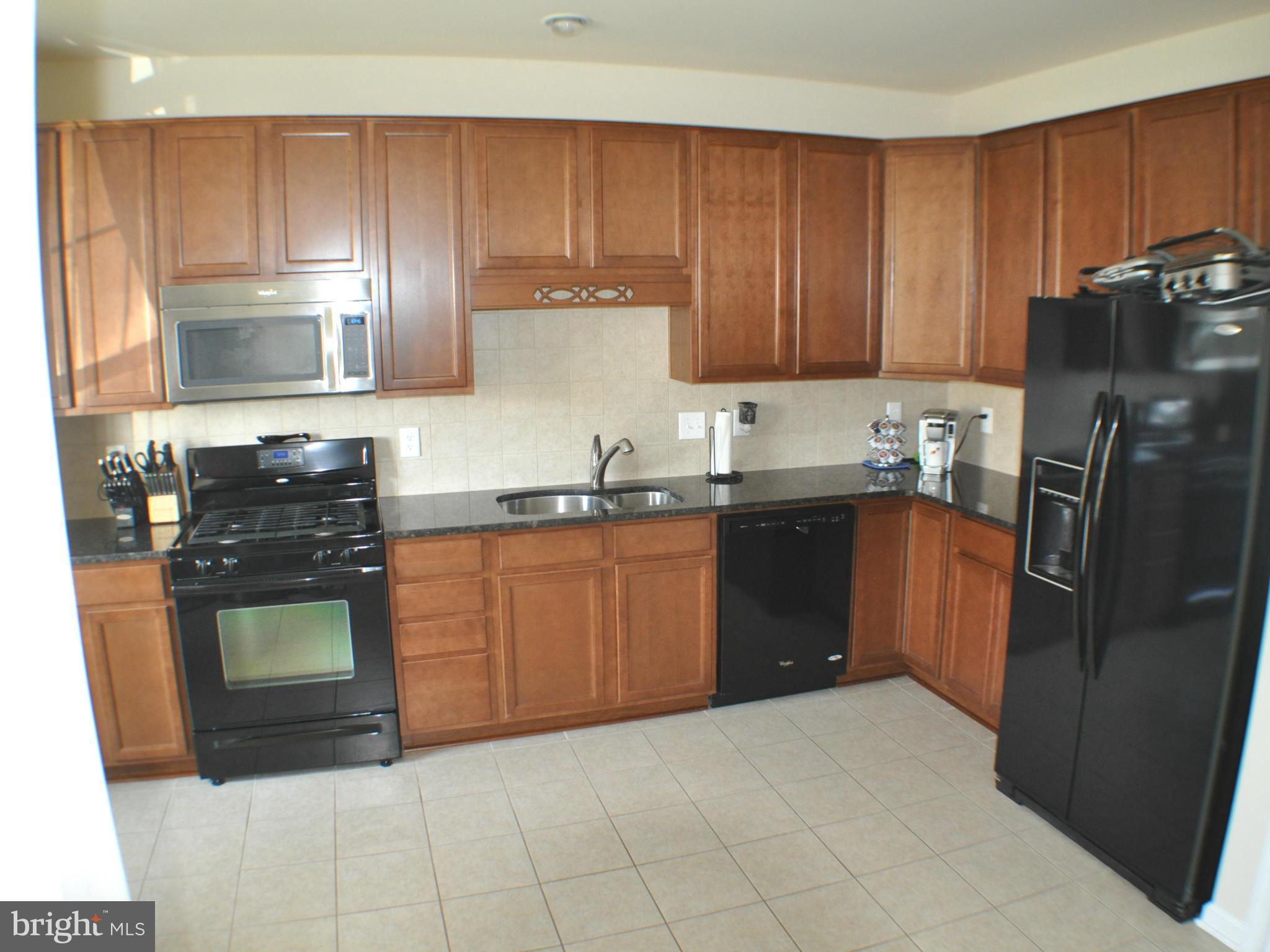 WAKELAND MANOR - Residential