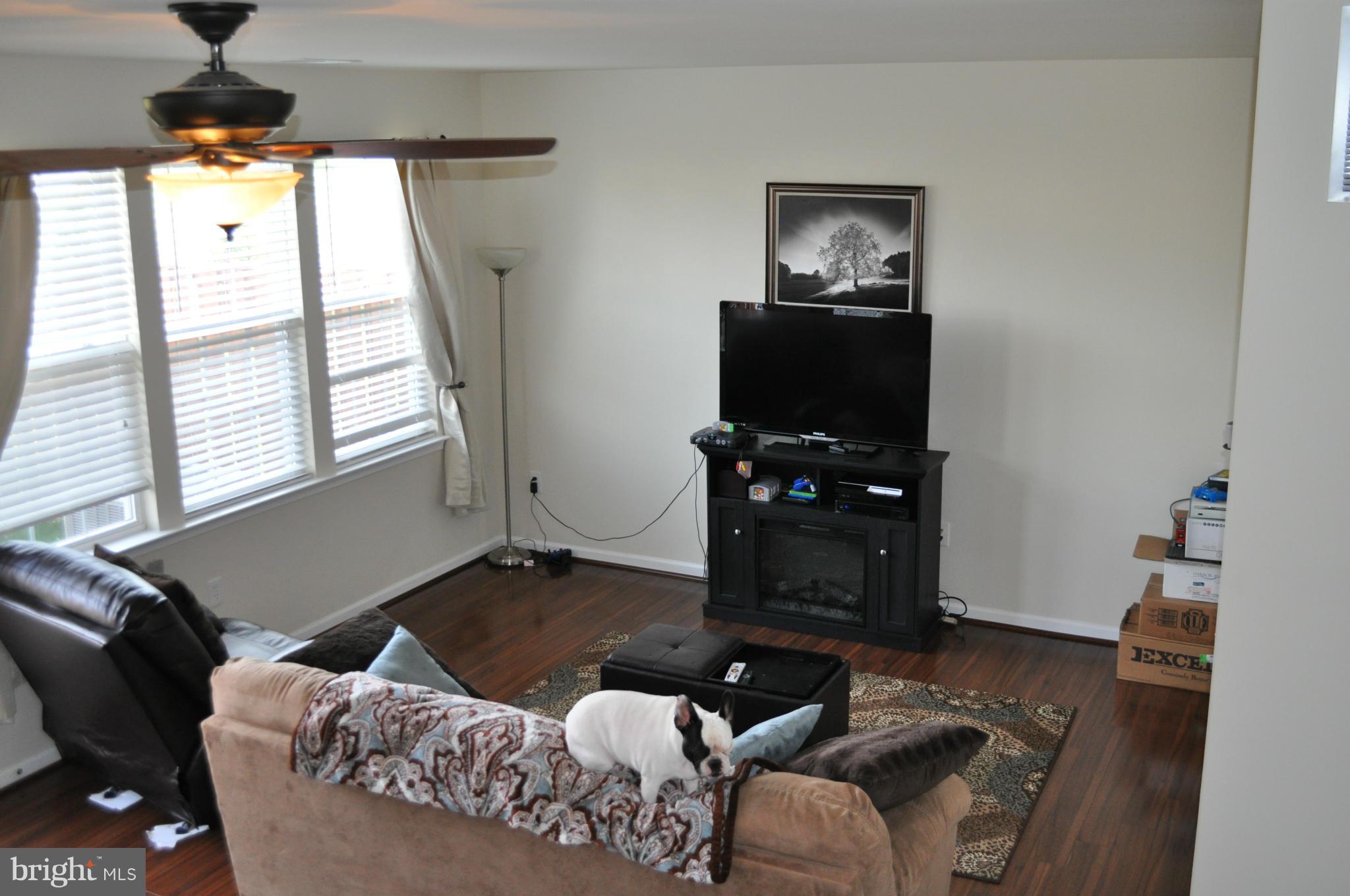 WAKELAND MANOR - Residential